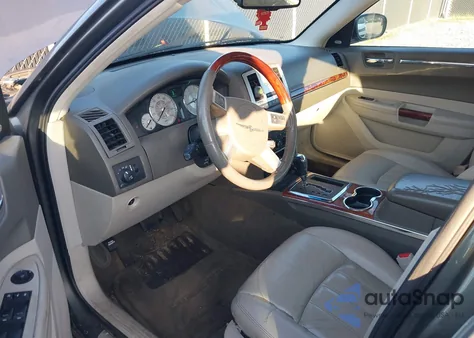 2008 Chrysler 300C Hemi из США, поврежденный, VIN 2C3LA63H28H125432